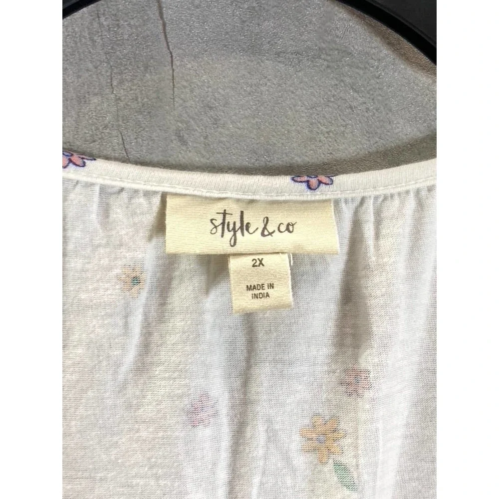 Style & Co Women's Plus Size White Garden Printed Puff-Sleeve Tie-Neck Top SZ 2X - Picture 9 of 10
